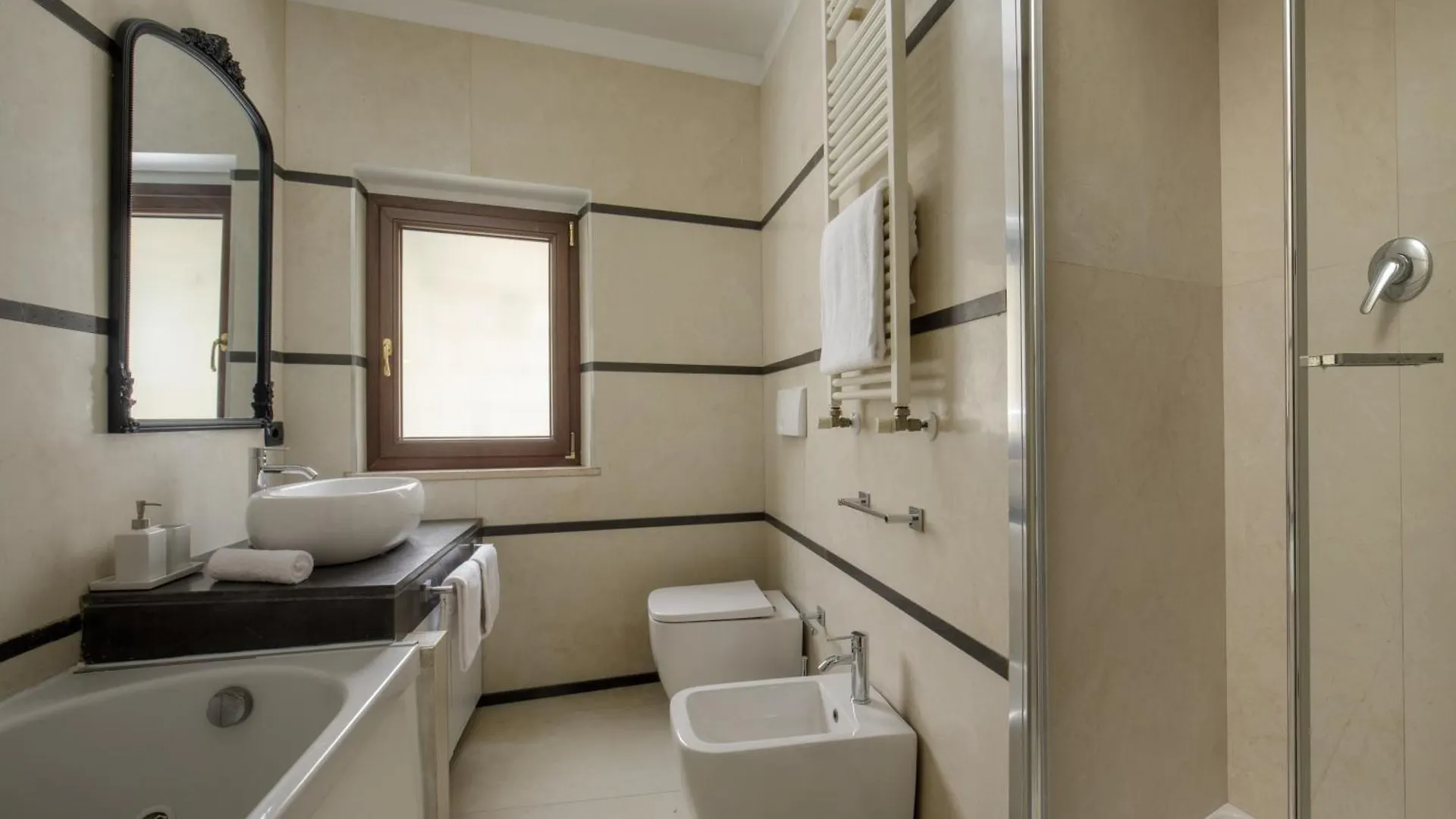 Sant'Andrea - Opulence Apartment Ρώμη